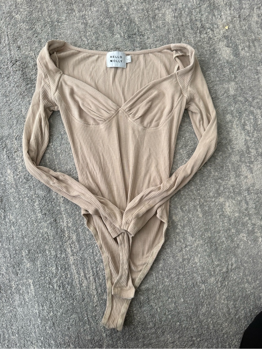 Hello Molly Ribbed Long Sleeve Sweetheart Bodysuit in Beige Taupe